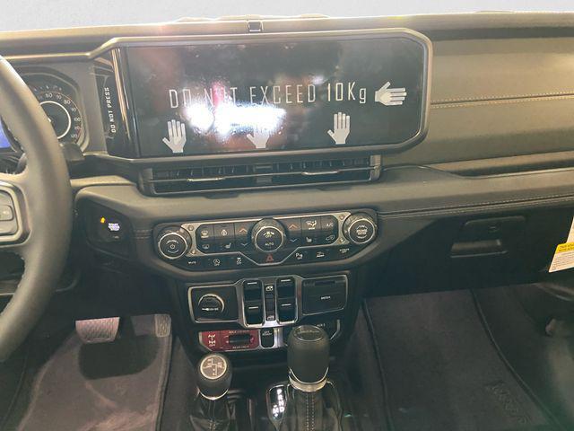 new 2025 Jeep Gladiator car, priced at $57,031