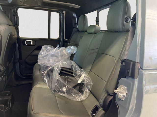 new 2025 Jeep Gladiator car, priced at $57,031