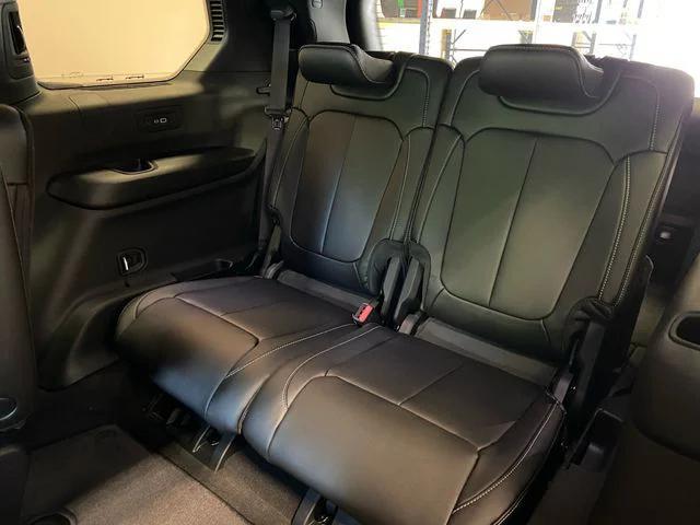 new 2025 Jeep Grand Cherokee L car, priced at $44,534