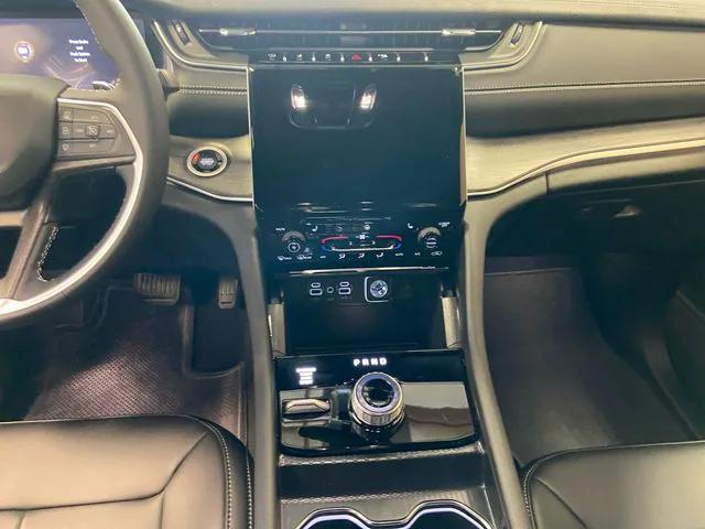 new 2025 Jeep Grand Cherokee L car, priced at $44,534