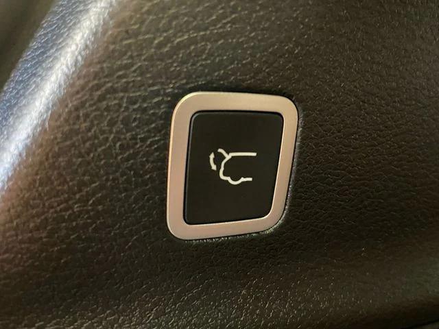 new 2026 Chrysler Pacifica car, priced at $56,725