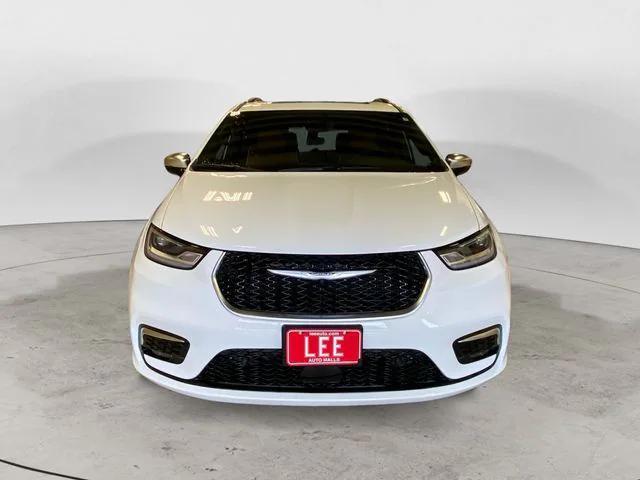 new 2026 Chrysler Pacifica car, priced at $56,725