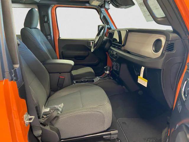 new 2025 Jeep Wrangler car, priced at $40,852