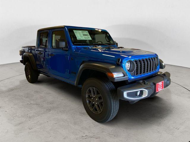 new 2025 Jeep Gladiator car, priced at $38,854