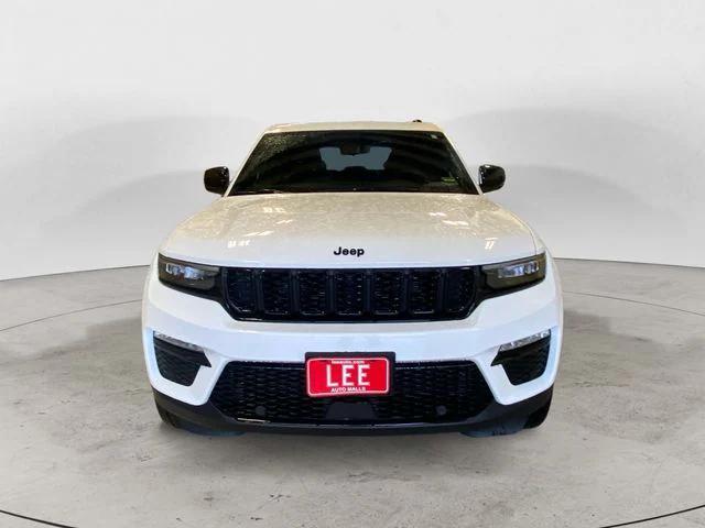 new 2025 Jeep Grand Cherokee car, priced at $49,917