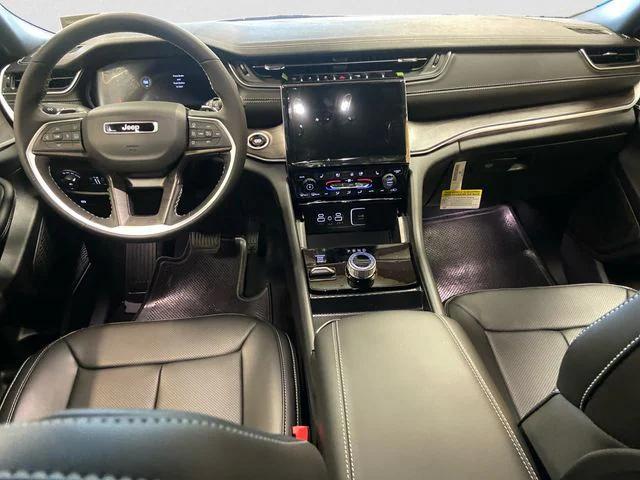 new 2025 Jeep Grand Cherokee car, priced at $49,917