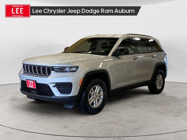new 2025 Jeep Grand Cherokee car, priced at $40,121