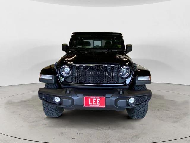 new 2025 Jeep Gladiator car, priced at $46,089