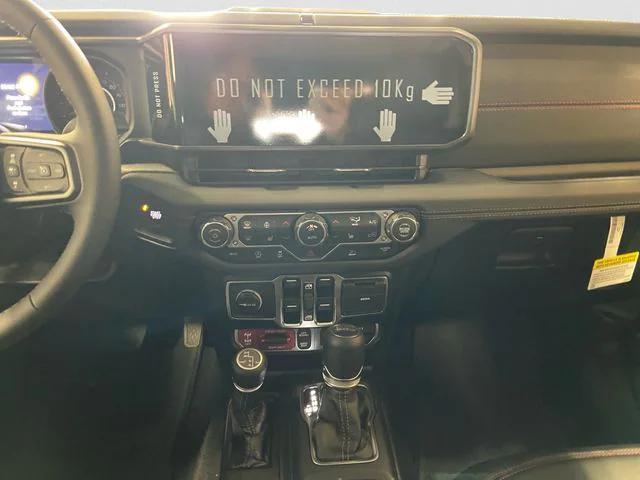 new 2026 Jeep Gladiator car, priced at $58,295