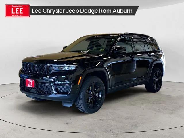new 2025 Jeep Grand Cherokee car, priced at $45,380
