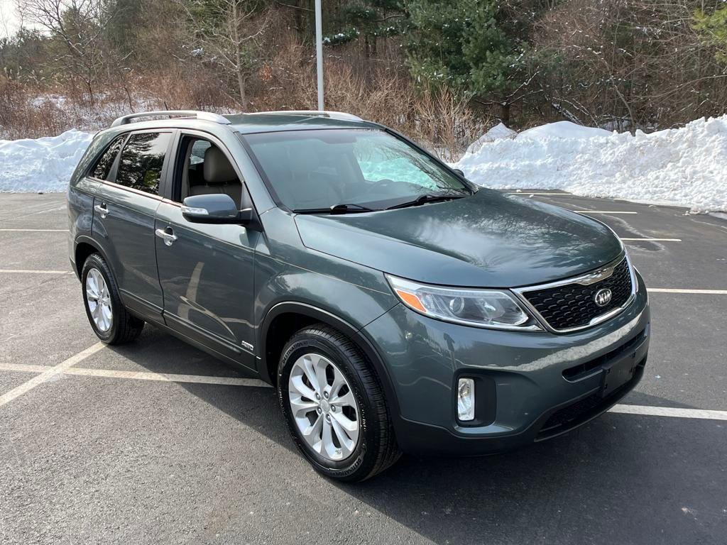 used 2014 Kia Sorento car, priced at $14,981