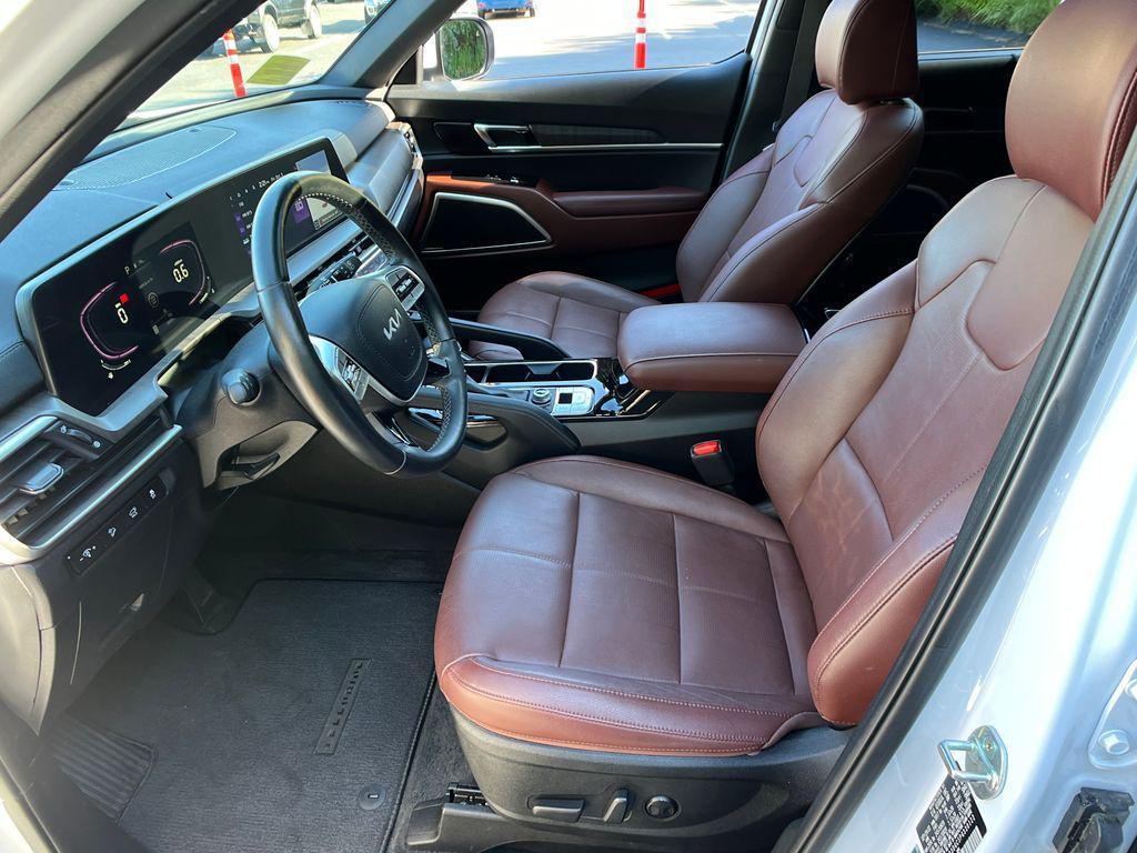 used 2023 Kia Telluride car, priced at $37,649