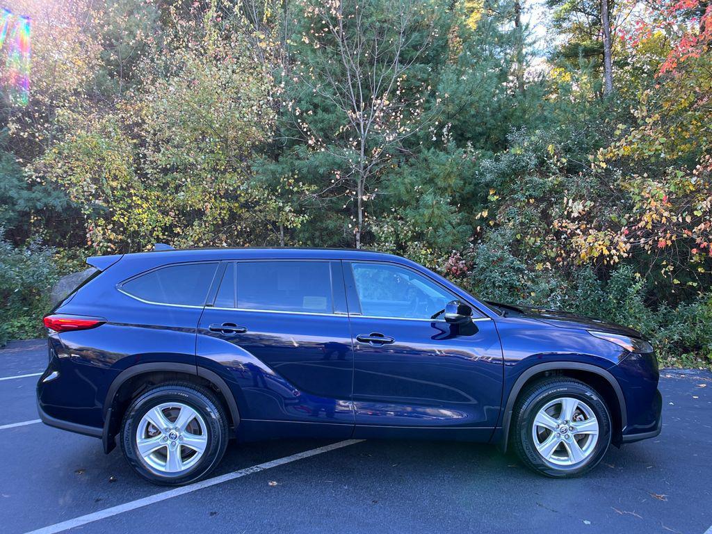 used 2022 Toyota Highlander car, priced at $31,775
