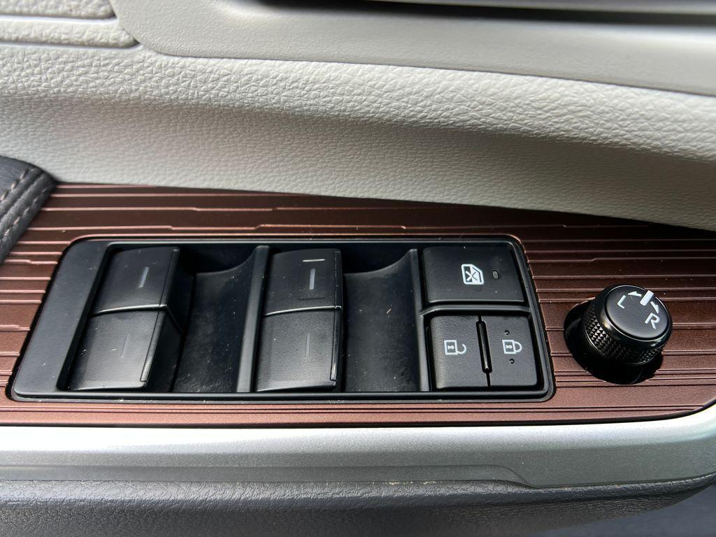 used 2022 Toyota Sienna car, priced at $40,954