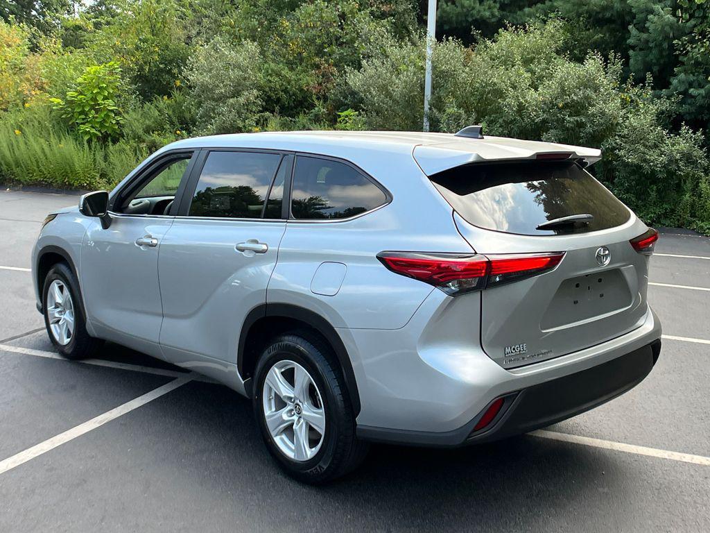 used 2023 Toyota Highlander car, priced at $27,714