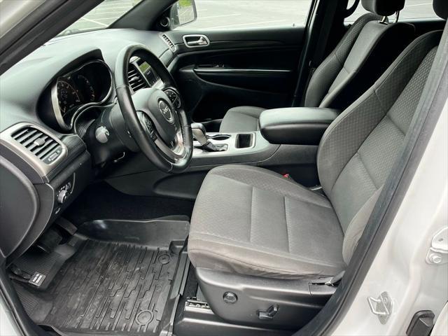 used 2020 Jeep Grand Cherokee car, priced at $21,548