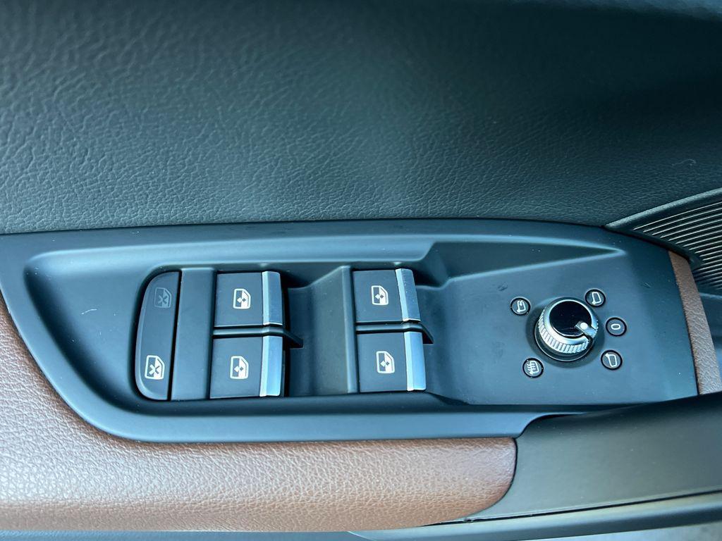 used 2018 Audi Q5 car, priced at $19,482