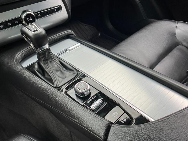 used 2018 Volvo XC90 car, priced at $20,987