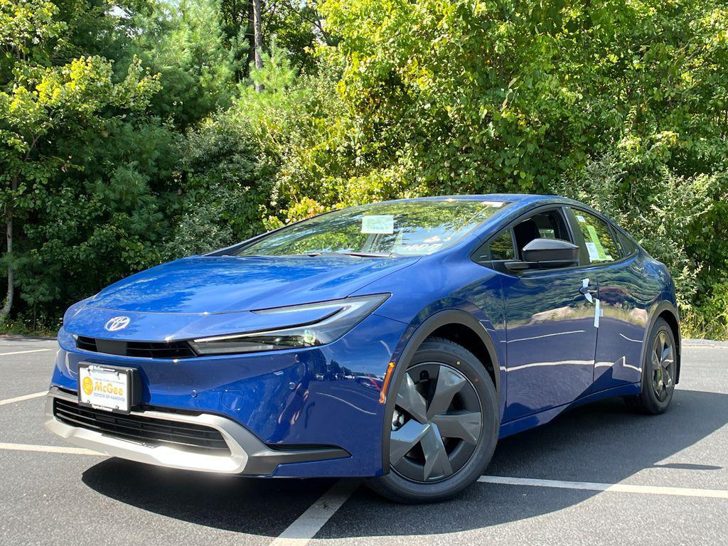 new 2026 Toyota Prius Plug-In Hybrid car, priced at $34,717