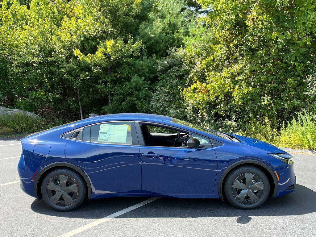 new 2026 Toyota Prius Plug-In Hybrid car, priced at $34,717