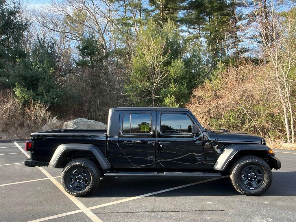 used 2024 Jeep Gladiator car, priced at $41,282