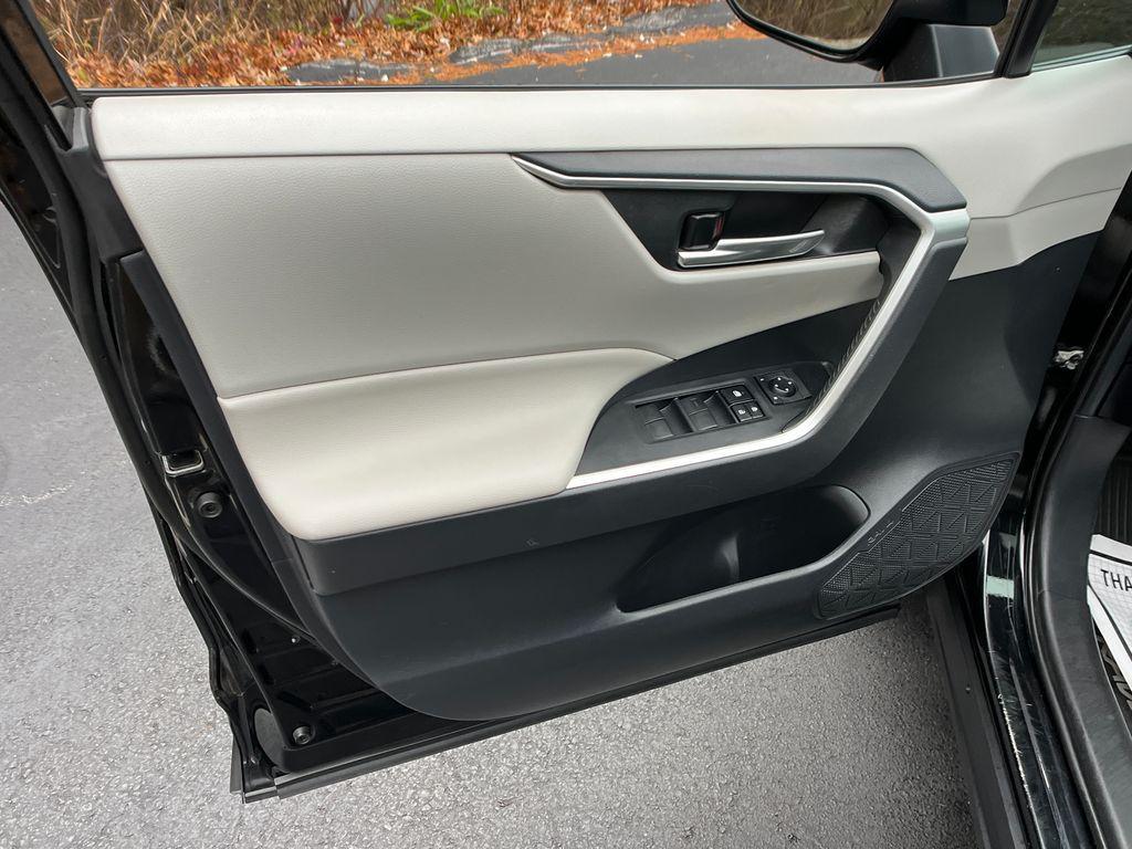 used 2019 Toyota RAV4 car, priced at $21,474