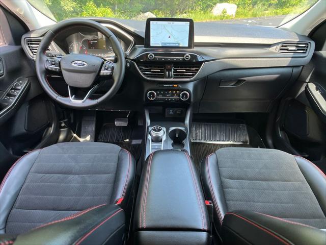 used 2022 Ford Escape car, priced at $28,363