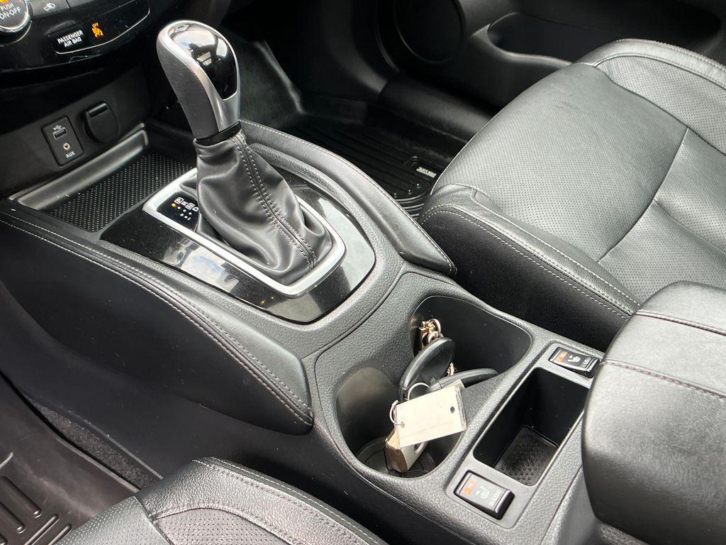 used 2017 Nissan Rogue car, priced at $17,959