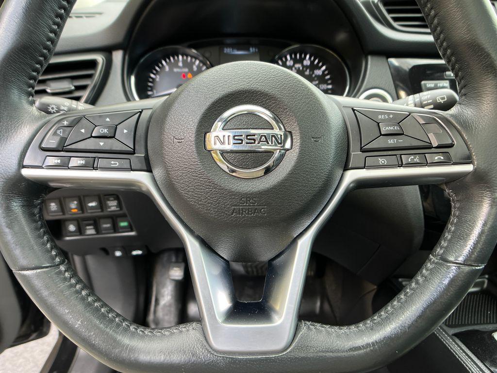 used 2017 Nissan Rogue car, priced at $17,959