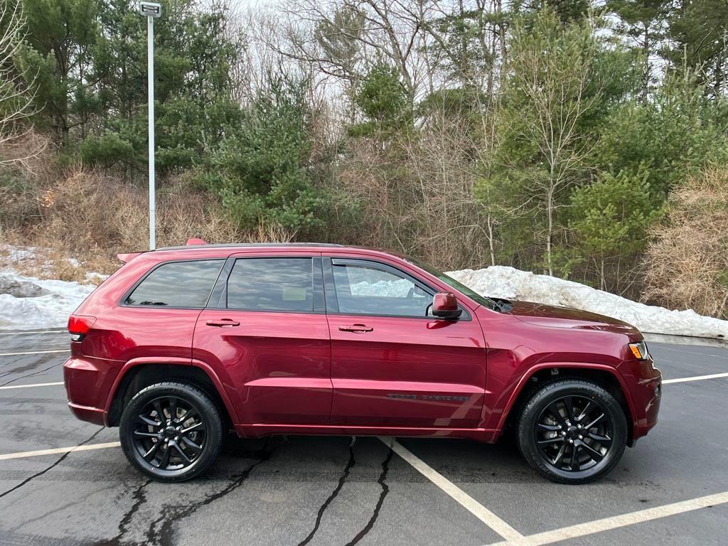 used 2019 Jeep Grand Cherokee car, priced at $27,988