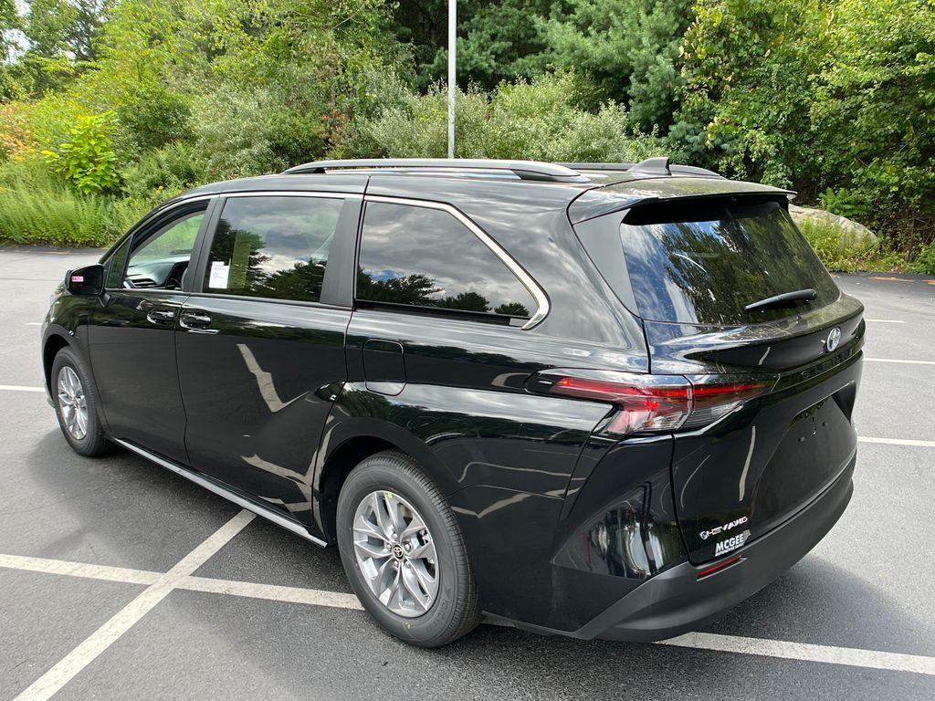 new 2025 Toyota Sienna car, priced at $43,465