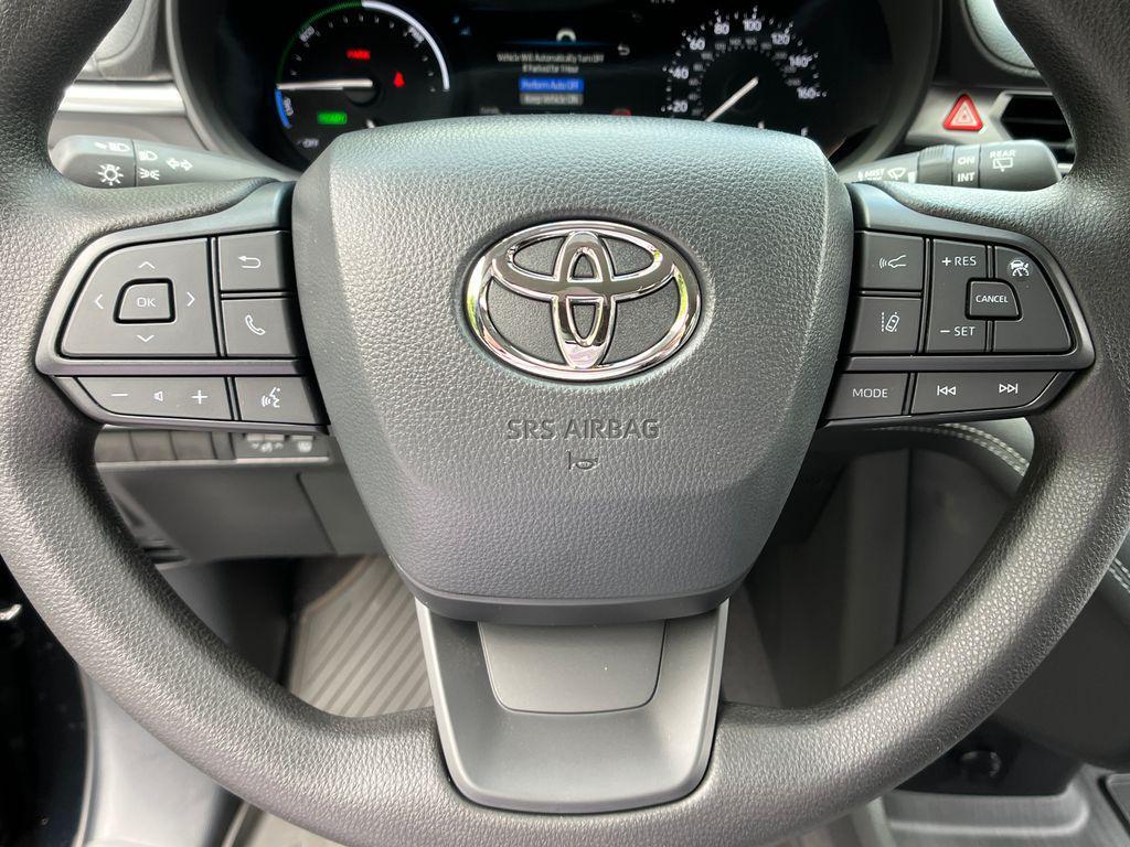 new 2025 Toyota Sienna car, priced at $43,465