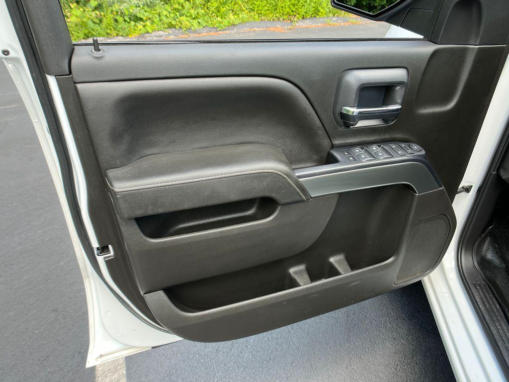 used 2018 Chevrolet Silverado 1500 car, priced at $25,364
