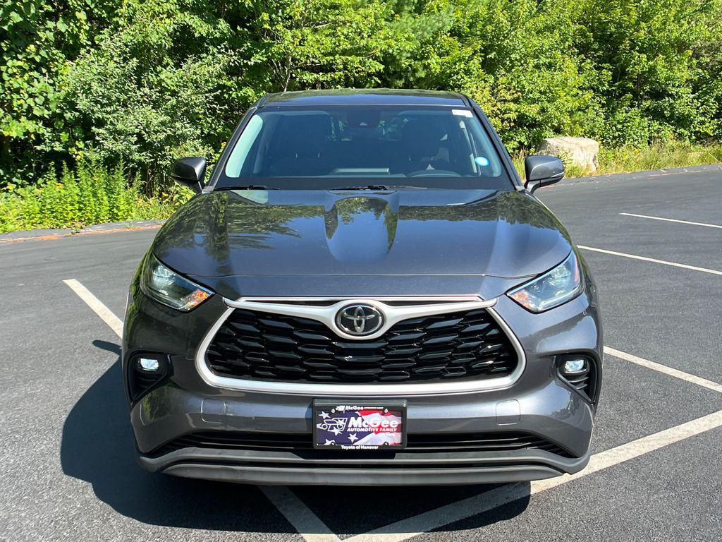 used 2021 Toyota Highlander car, priced at $28,398
