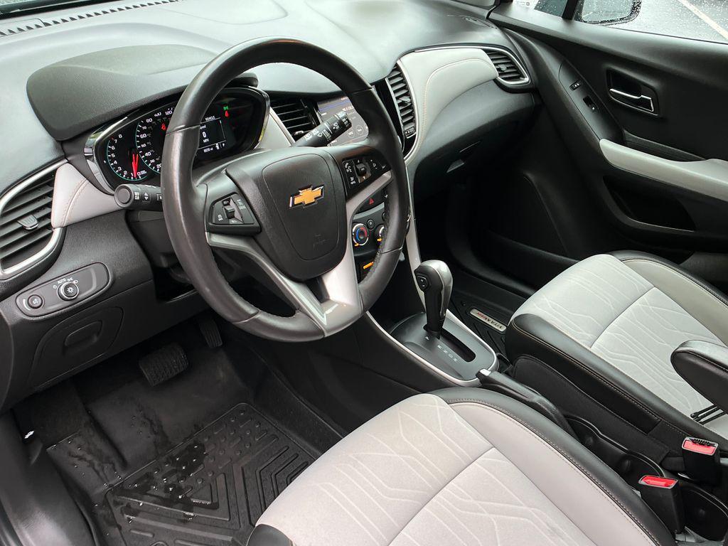 used 2022 Chevrolet Trax car, priced at $20,459