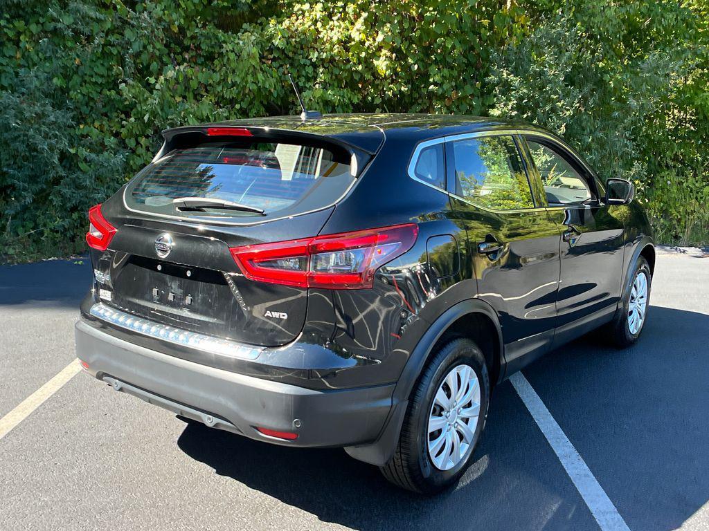 used 2020 Nissan Rogue Sport car, priced at $17,325