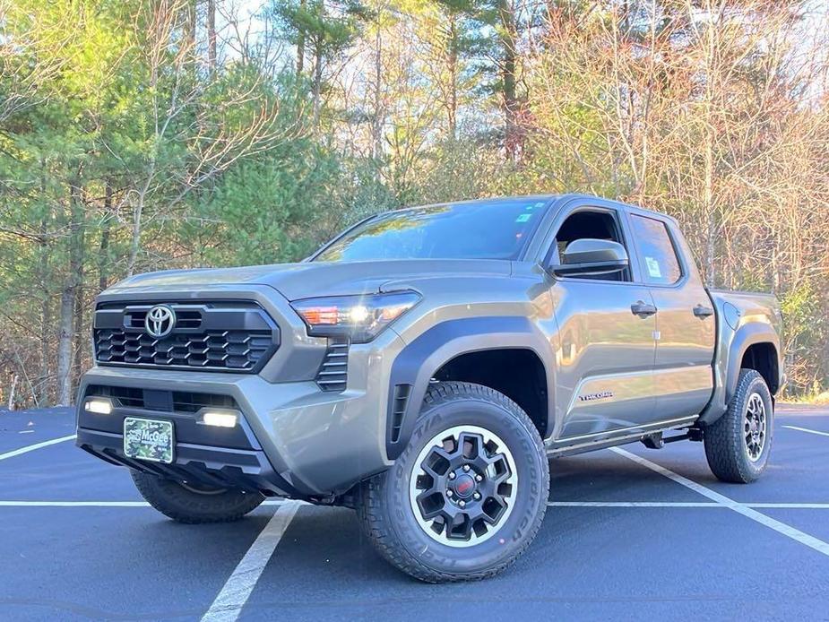 new 2024 Toyota Tacoma car, priced at $42,789