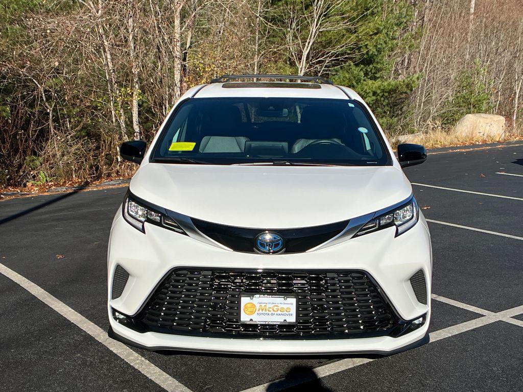 used 2024 Toyota Sienna car, priced at $49,987