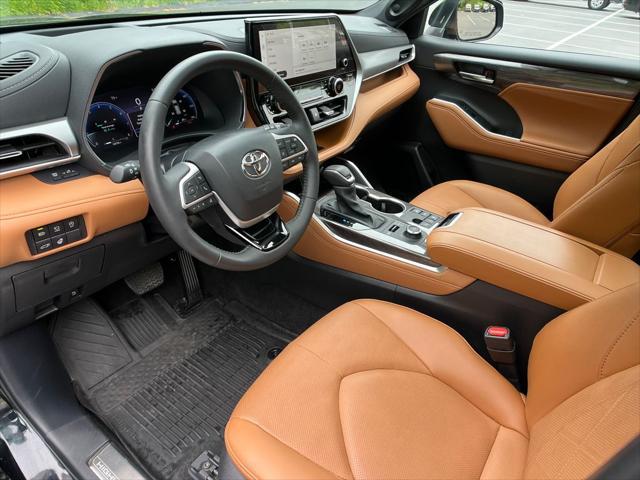used 2024 Toyota Highlander car, priced at $52,688