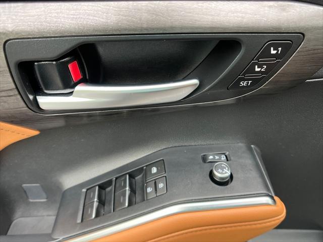 used 2024 Toyota Highlander car, priced at $52,688