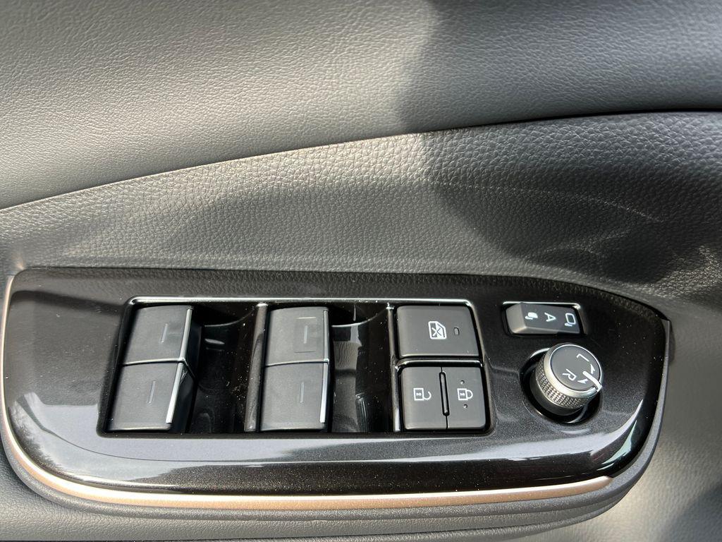 new 2025 Toyota Crown Signia car, priced at $42,912