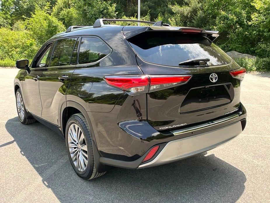 used 2020 Toyota Highlander car, priced at $39,798