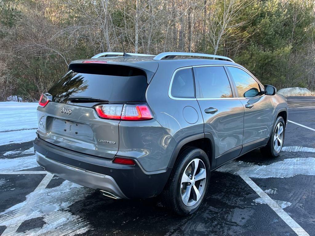 used 2021 Jeep Cherokee car, priced at $21,419