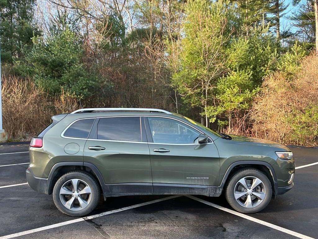 used 2020 Jeep Cherokee car, priced at $20,935