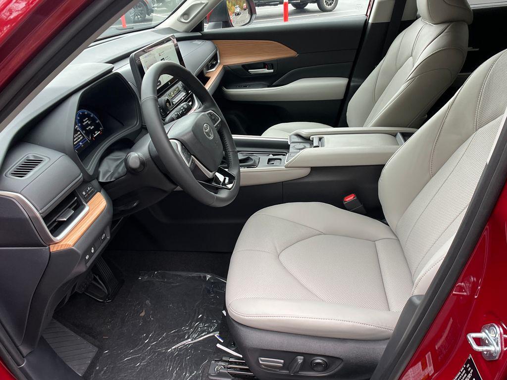 new 2026 Toyota Grand Highlander car, priced at $56,013