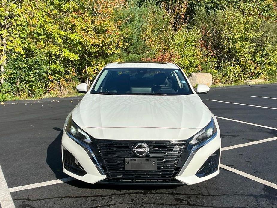 used 2023 Nissan Altima car, priced at $23,987