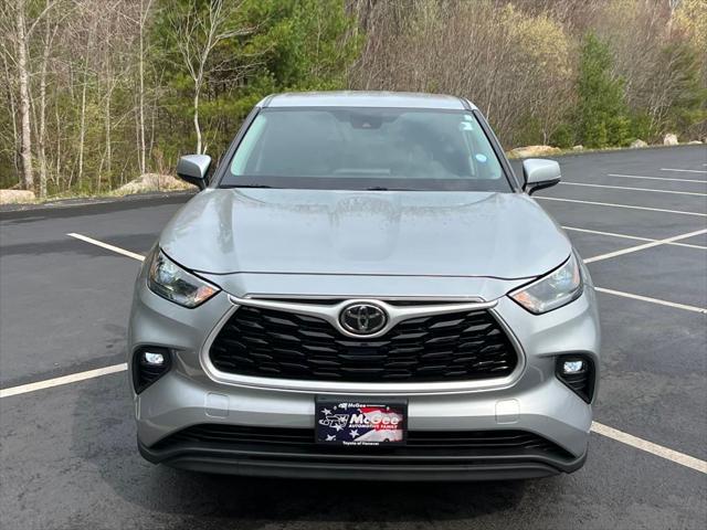 used 2021 Toyota Highlander car, priced at $30,987