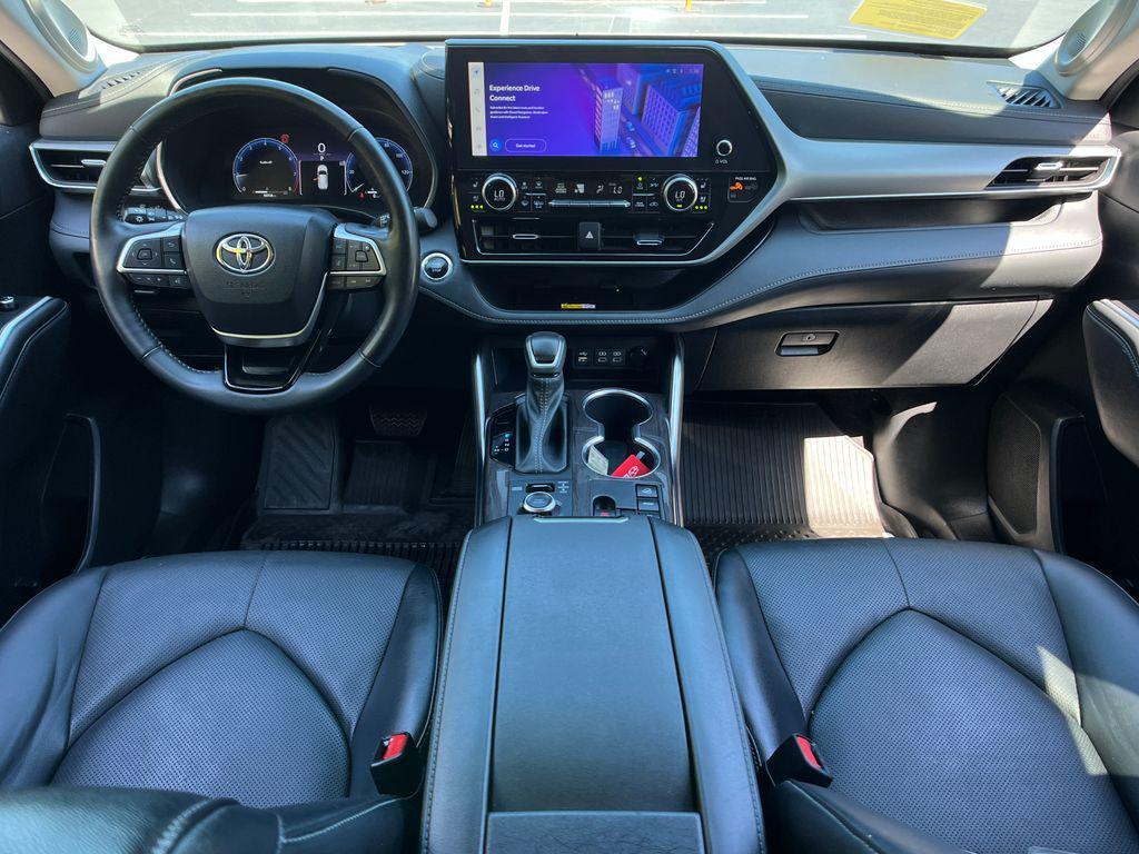 used 2023 Toyota Highlander car, priced at $39,475