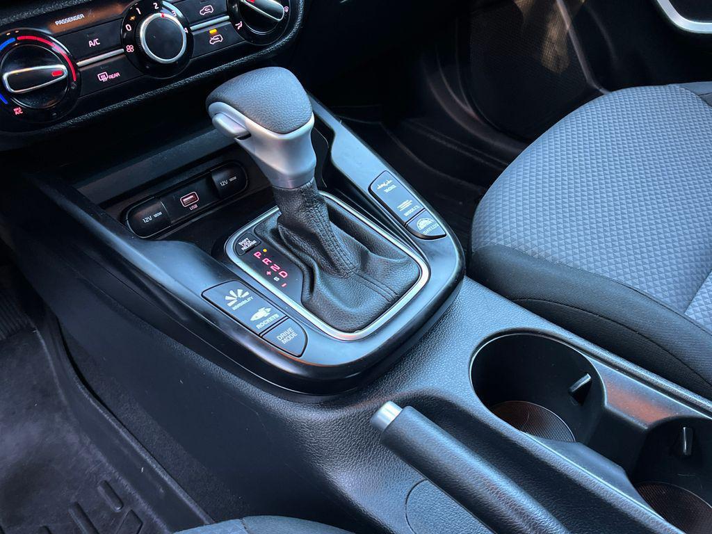 used 2022 Kia Soul car, priced at $14,878