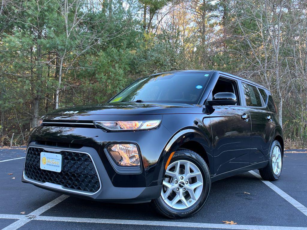 used 2022 Kia Soul car, priced at $14,878
